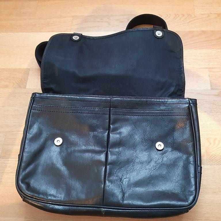 Borse: Laptop Tasche Echtleder – Usato da Winkel venduto da petzl01 1