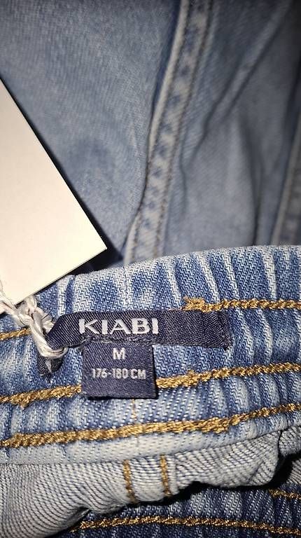 Pantaloni: SHORT Jeans Taille 176 -180 – Usato da Essertes venduto da ast_mk5t 1