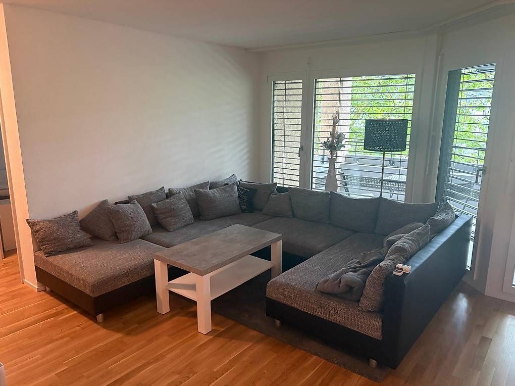 Sofas: Couch  – D'occasion à Ostermundigen par dom_q2z7
