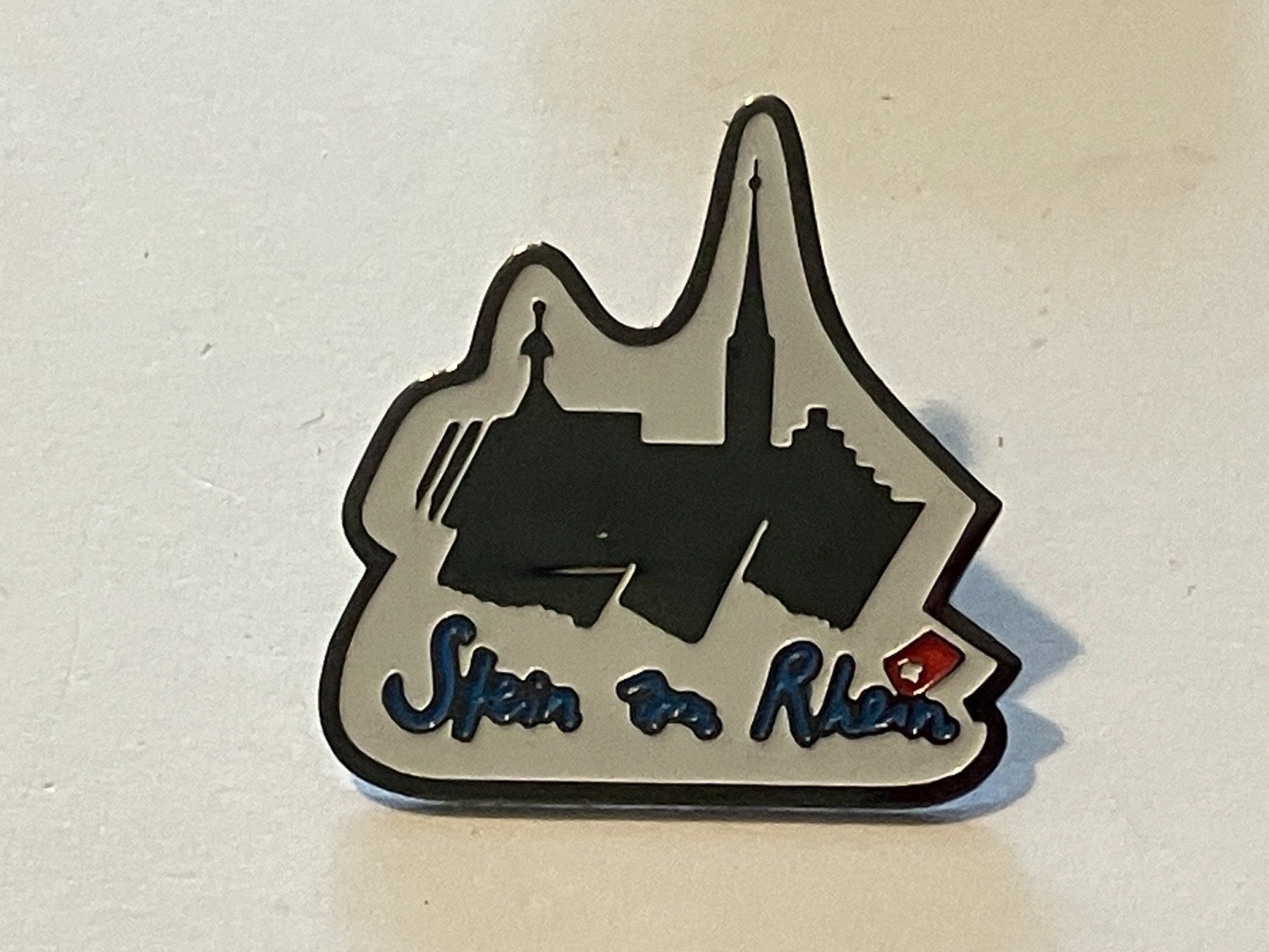 Placchette & Badge: 1 Pin Stein an Rhein – Usato da Basel venduto da djwwpp
