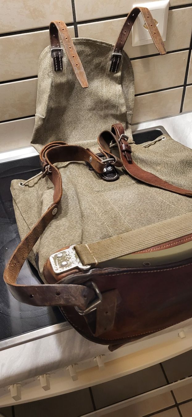 Schweizer Armee Zaini: Original-Rucksack der Schweizer Armee, 1966 – Usato da Bonfol venduto da salutoi01 3