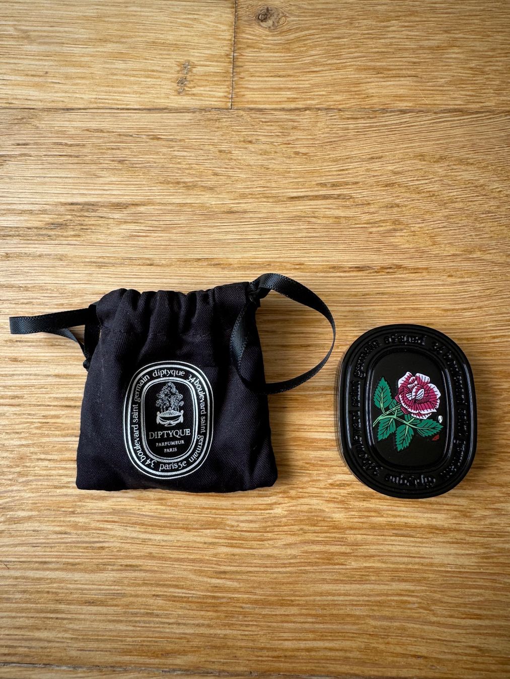 Diptyque Profumi & Eau de Toilette: Diptyque Eau Rose Parfum solide – Usato da Salmsach venduto da bubu61