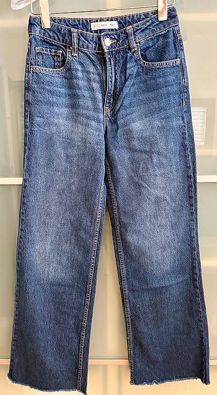Jeans: Jeans von Mango Grösse 34 – D'occasion à Hedingen par inf_mjl7