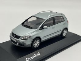 Modellauto VW CrossGolf – 1:43 – silber – Original VW