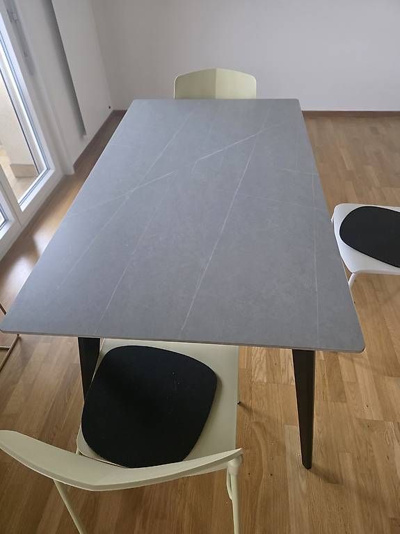 Tavoli: Table pfister  – Usato da Blonay venduto da fro_87vb 4