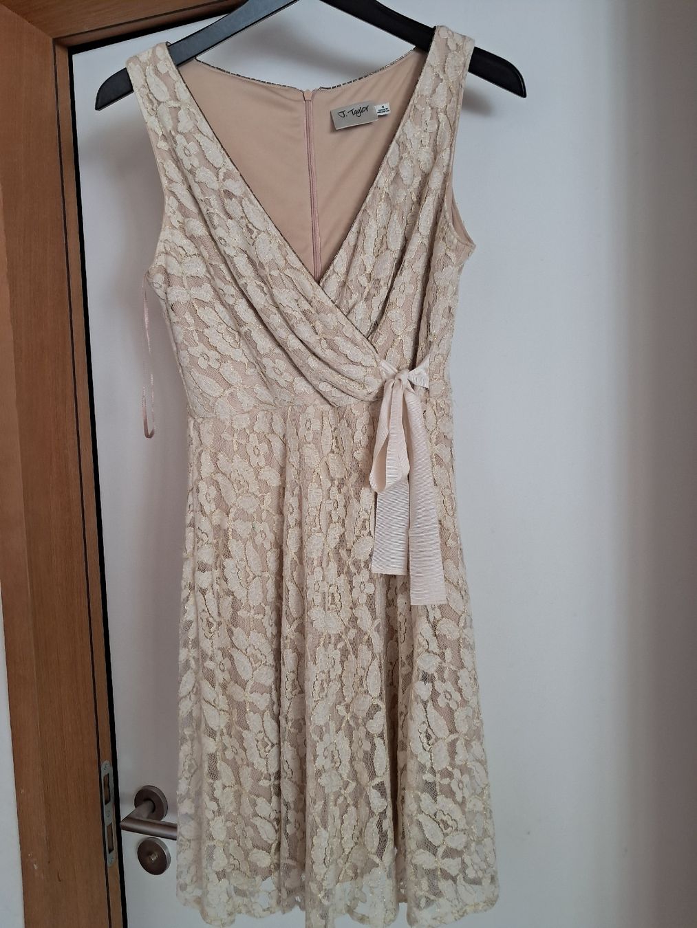Vestiti: Sommerkleid oder Festkleid Gr.38 – Usato da Huttwil venduto da T.Lanz23