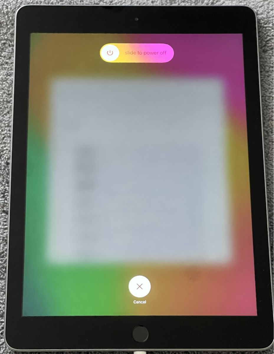 Apple Tablet PC: Apple Ipad 6th gen – Nuovo (secondo la descrizione) da Reinach AG venduto da Noar.K 4