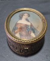 Antike Miniatur-Dose - Beschädigt