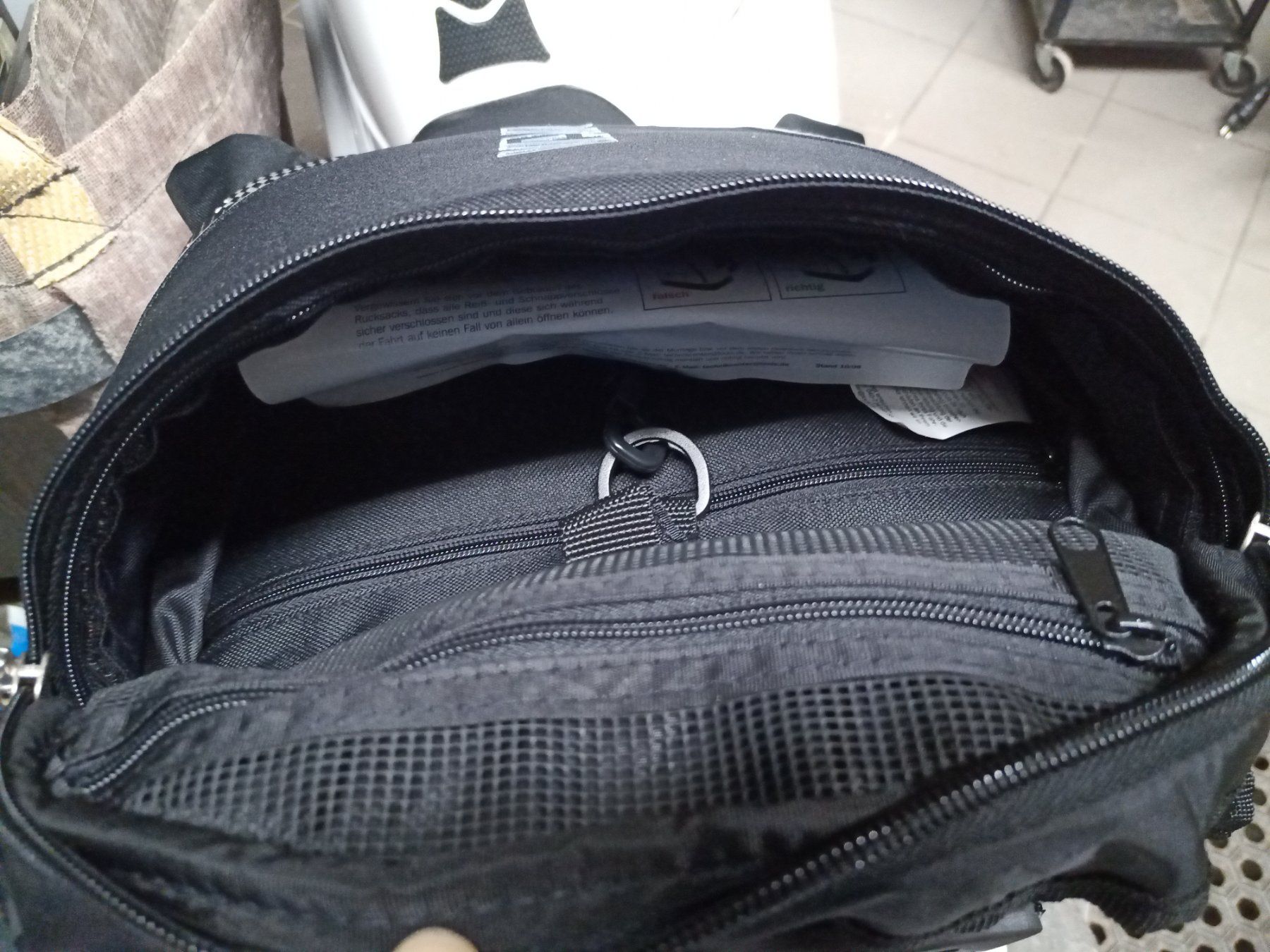 Zaini: Backpack Racing Rucksack / Motorradrucksack – Usato da Oberegg venduto da A-Z.Handel.Loehrer 6