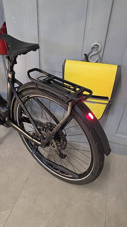 Velos: E-Bike Cube Neuwertig Kathmandu  – Gebraucht aus Bronschhofen von Timi.g 2