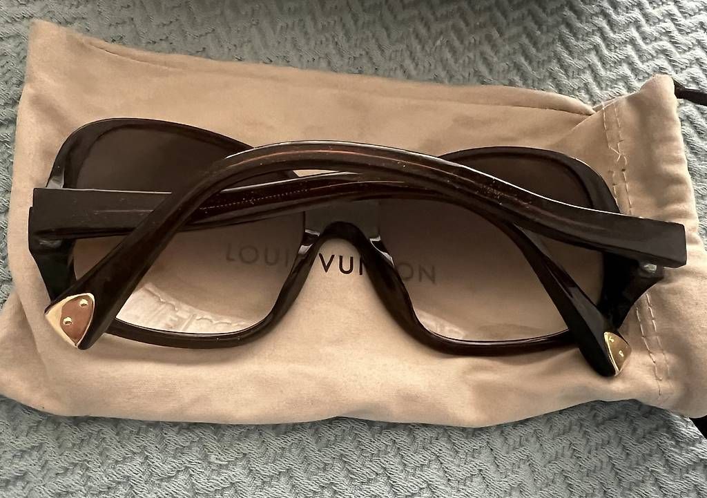 Louis Vuitton Occhiali & Lenti: Sonnenbrille Louis Vuitton – Usato da Luzern venduto da Swiss78 1