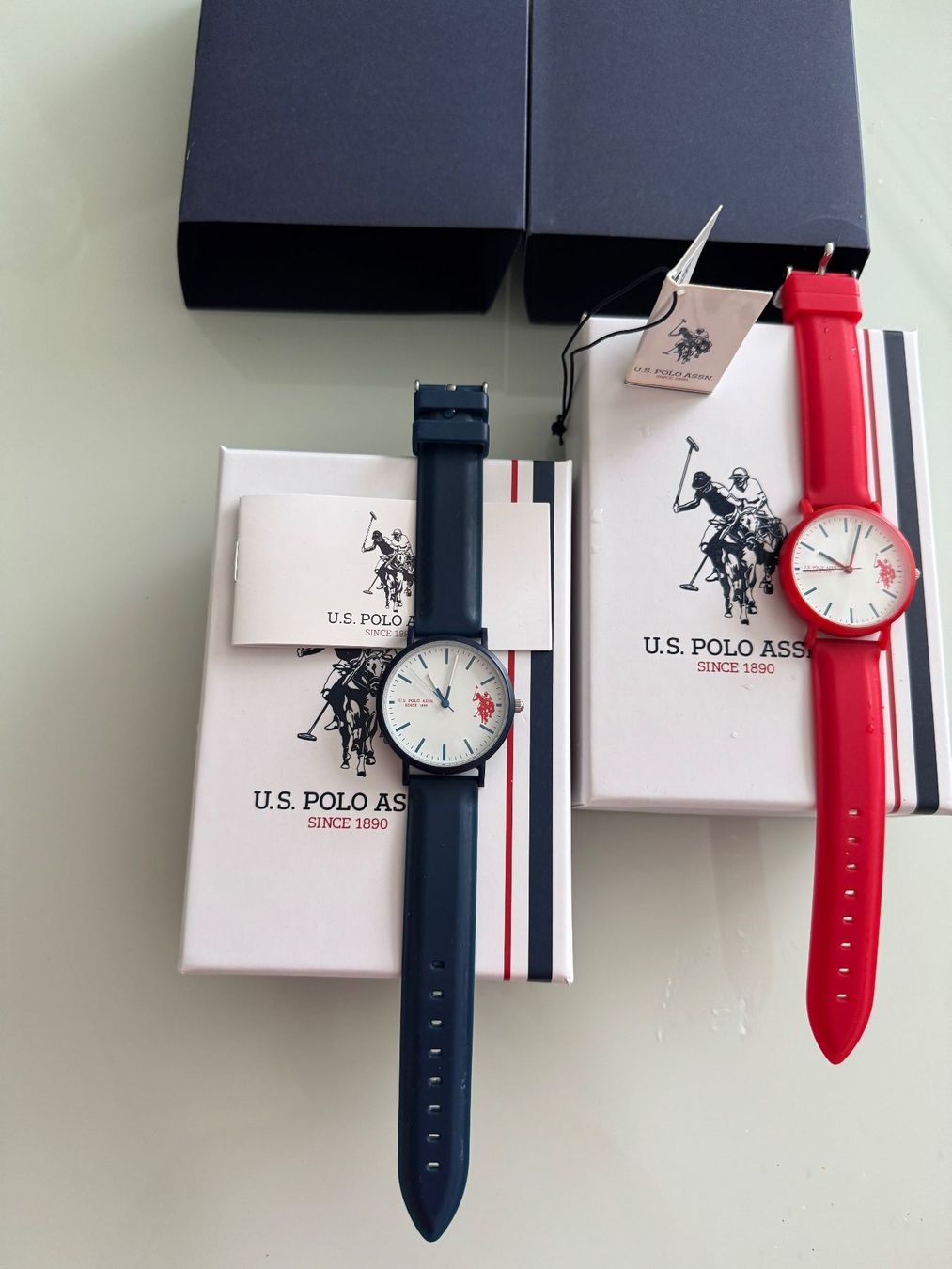 Orologi: U.S. Polo Assn. Uhr, Rot, oder Dunkelblau Neu mit Etikett, – Nuovo e nell'imballaggio originale da Adliswil venduto da Jessik0 5
