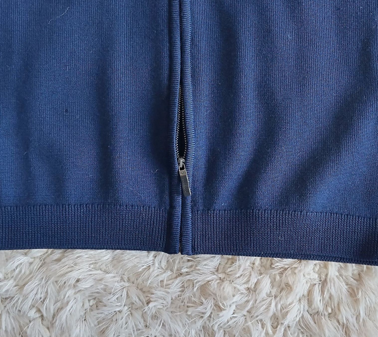 Hugo Boss Giacche & Cappotti: BOSS Strickjacke 100 % Schurwolle – Usato da Zürich venduto da Mokile 1
