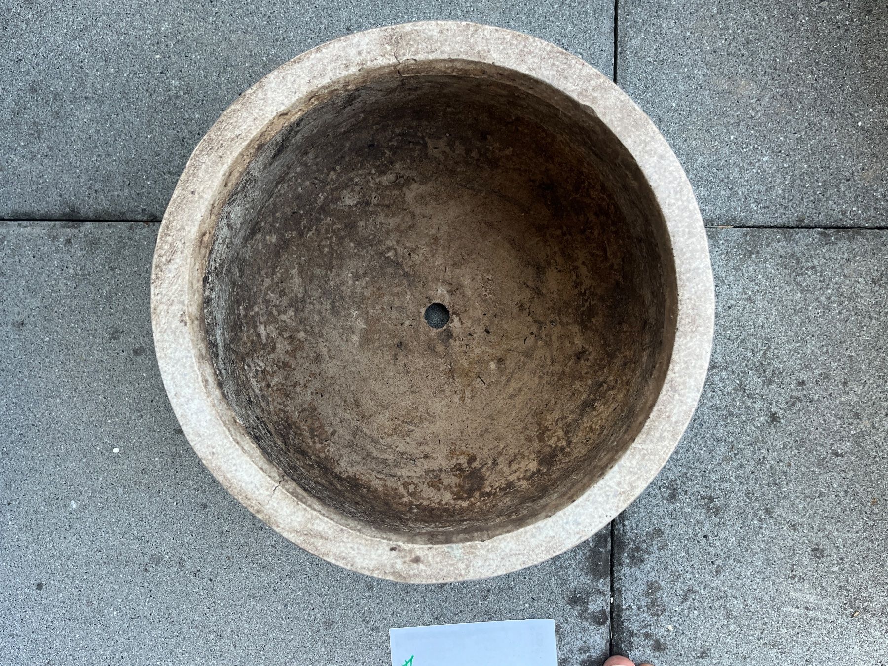 Blumentöpfe: Blumentopf Stein rund guter Zustand – Gebraucht aus Embrach von atma11 1