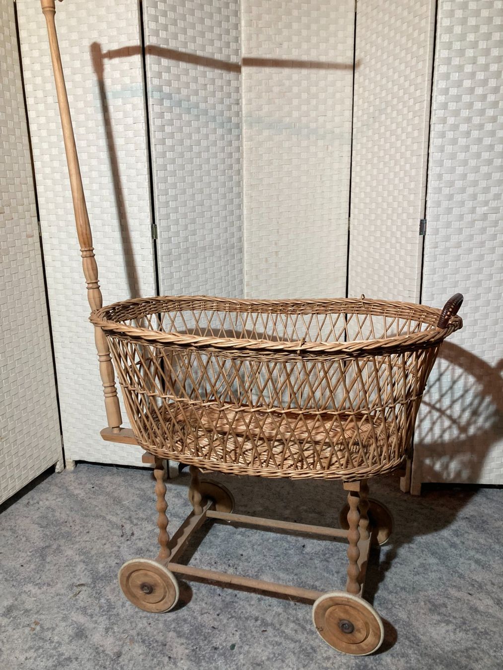 Culle: Stubenwagen alt – Usato da Andelfingen venduto da Elareb