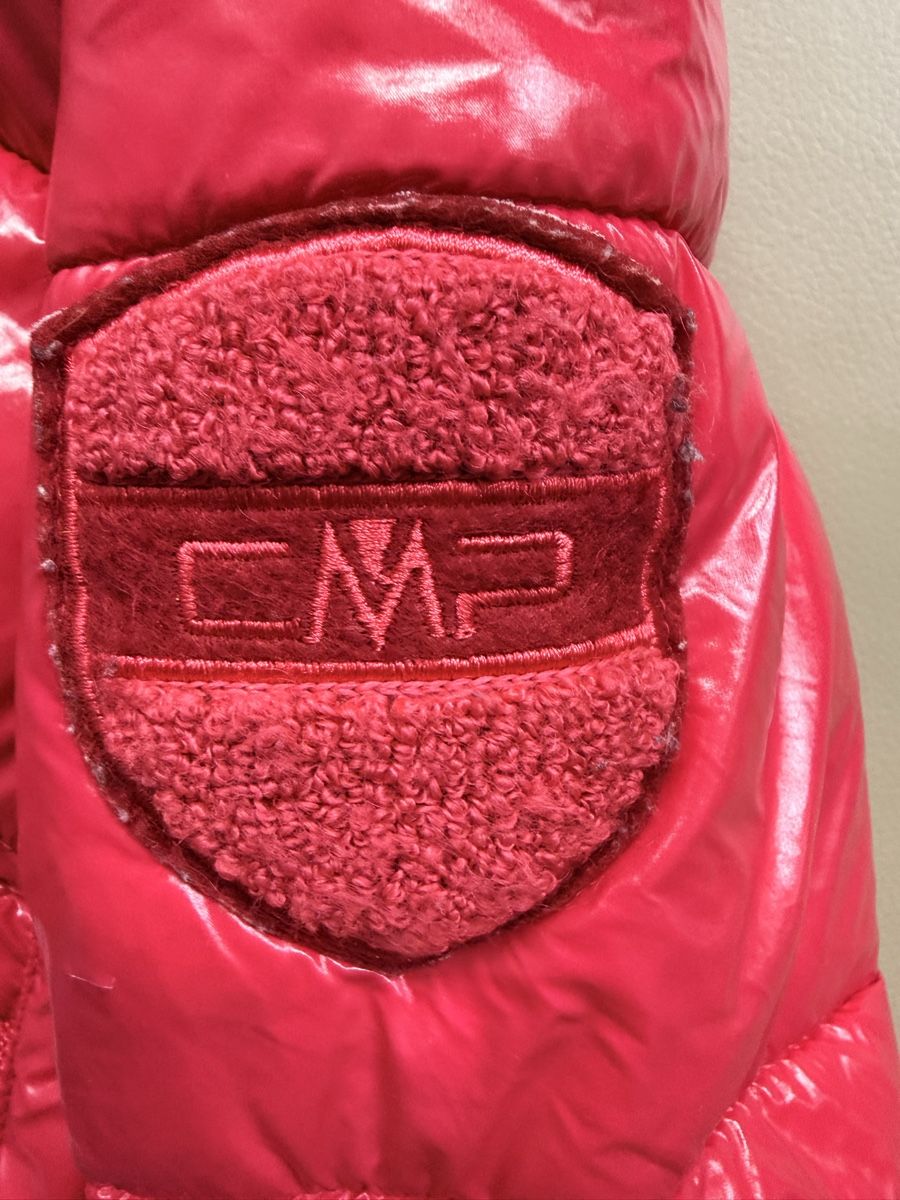 Jacken & Mäntel: Shiny Pink Puffer Jacket - Size 110-116 – Gebraucht aus Diessenhofen von mar_8cyl 1