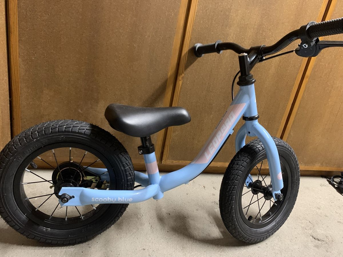 Velos: Bici nuova senza pedali – Neu und originalverpackt aus Airolo von Truzz 2