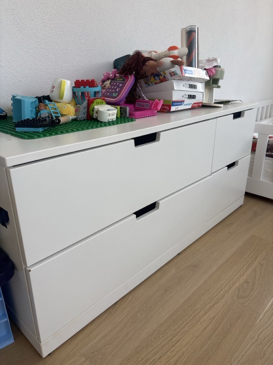Ikea Commodes: NORDLI Kommode mit 4 Schubladen, weiß – D'occasion à Neuhausen am Rheinfall par LTomk 2