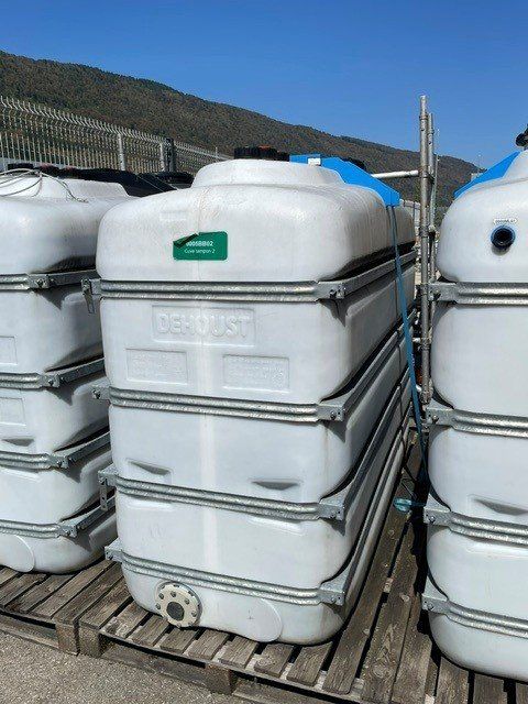 Sonstiges Fahrzeugzubehör: Citernes de 4000 litres – Gebraucht aus Biel/Bienne von Poly_26 2