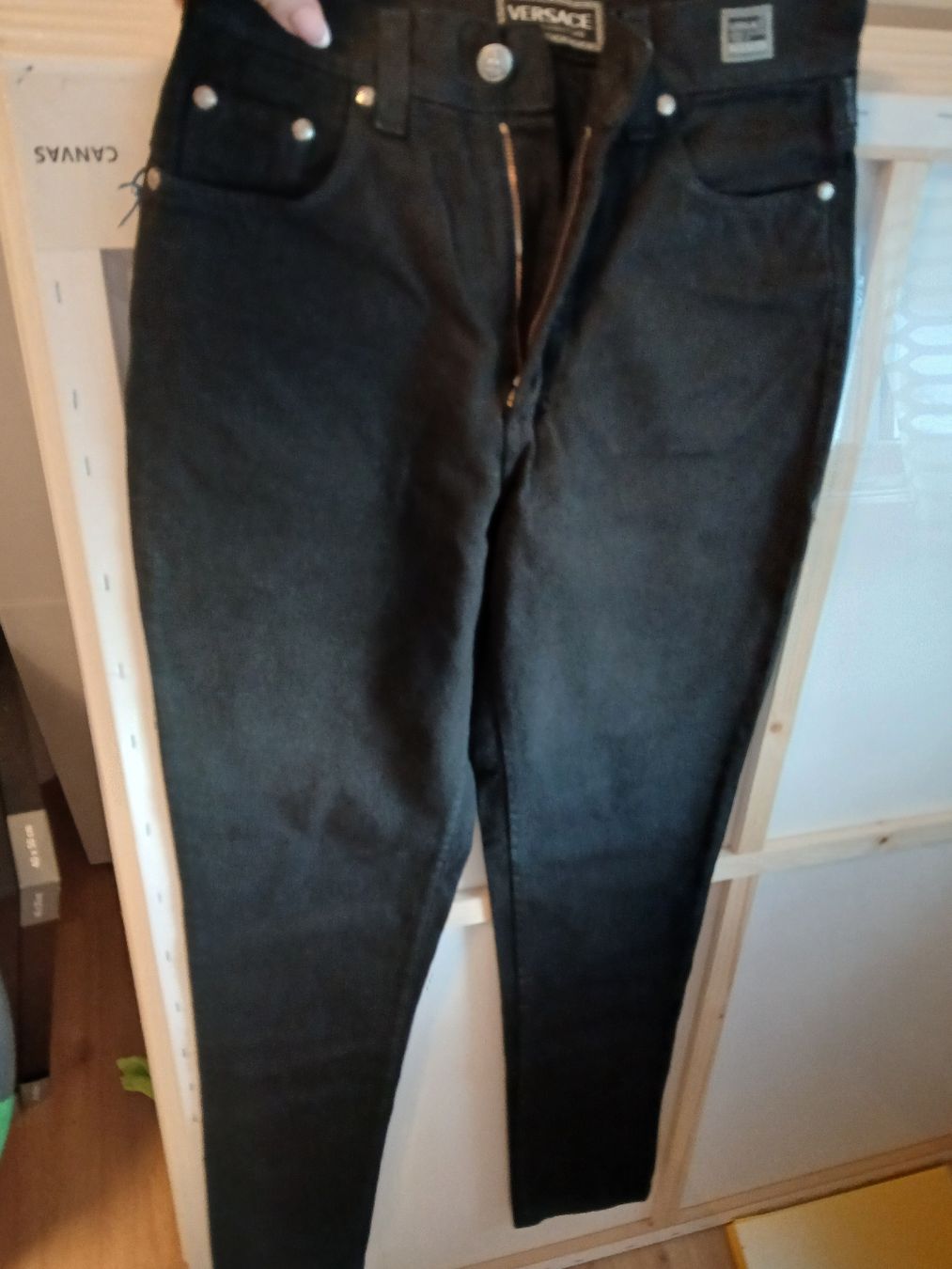 Versace Jeans: Versace schwarze Jeans it 44( 36,S) – Nuovo (secondo la descrizione) da Beinwil am See venduto da Superchance 3