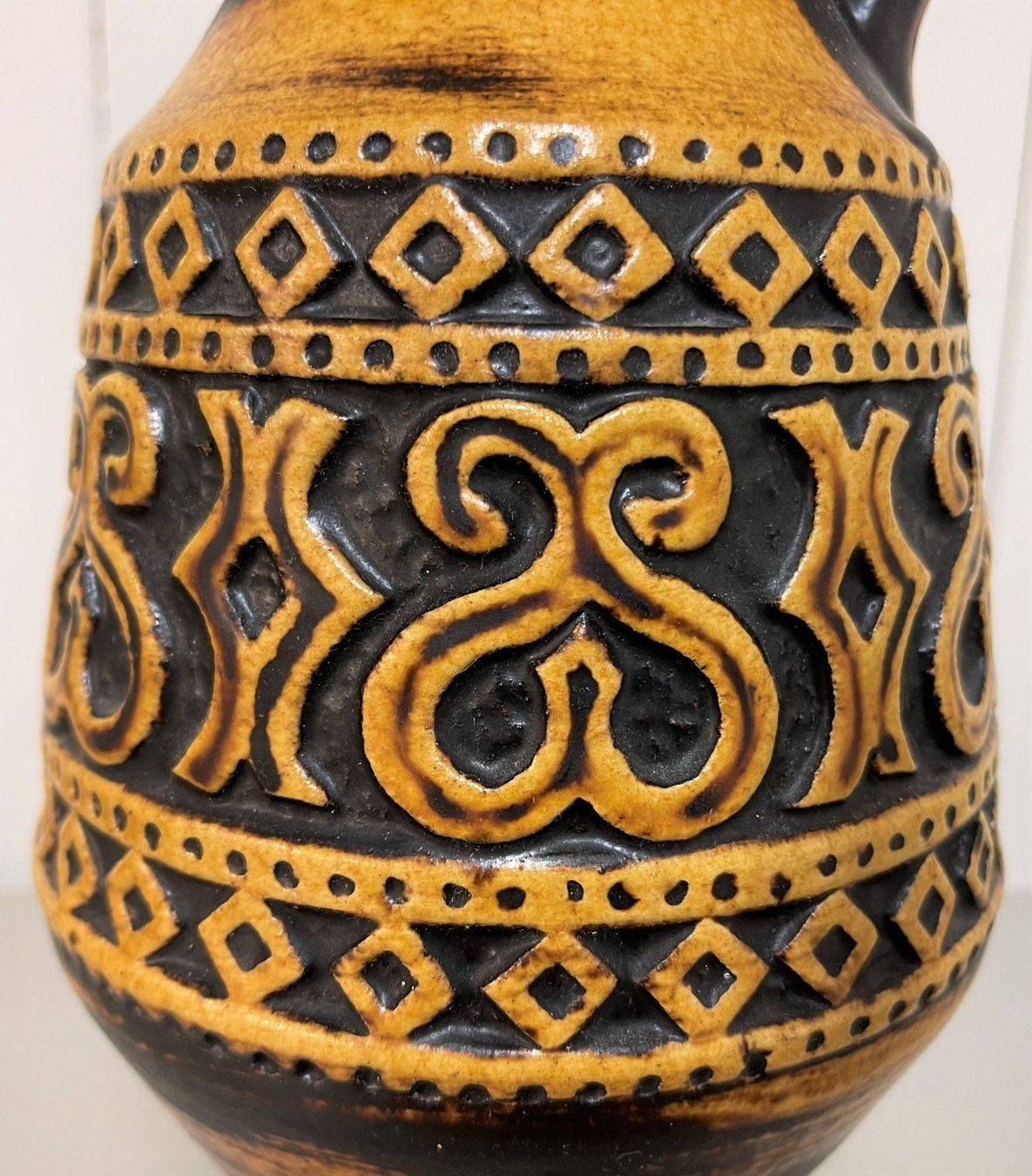 Caraffe: Alte Keramik Karaffe - H 31.5cm – Usato da Oftringen venduto da Vucki 2