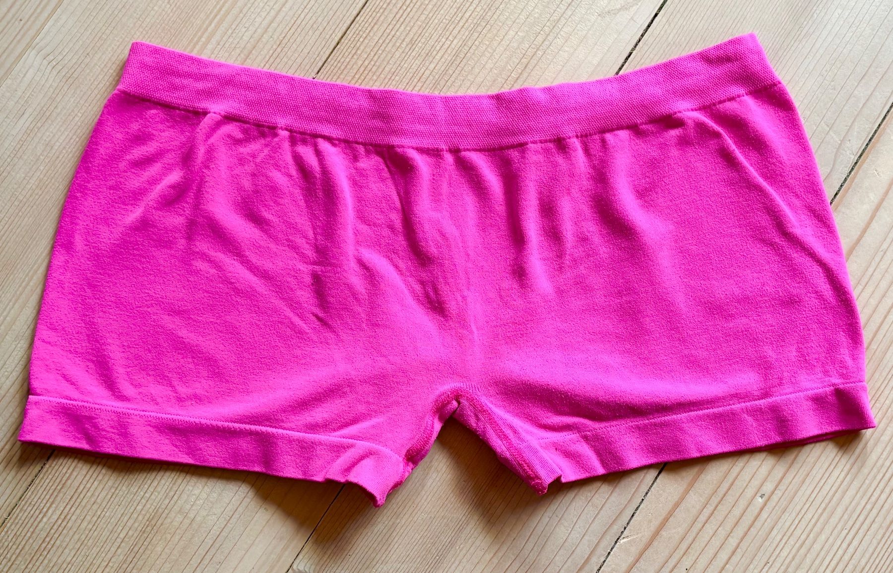 Autres dessous: Slip/Panties pink,satte/intensive Farbe,Gr.M – D'occasion à Siblingen par Vany_McDougall