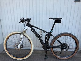TOP Race Fully "Canyon Lux CF XT 8,9 grösse M