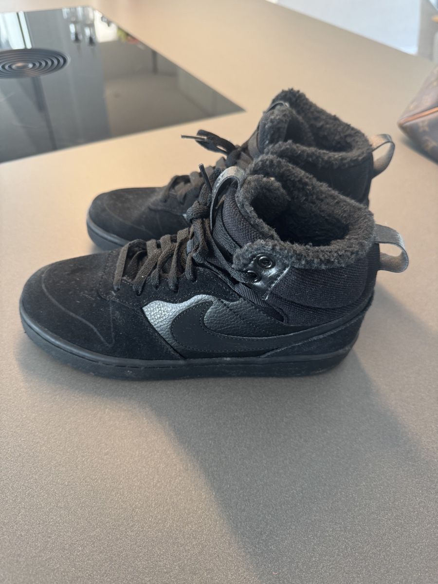 Scarpe da uomo: Nike Schuhe  – Usato da lenzburg venduto da isabelle.k.80 3