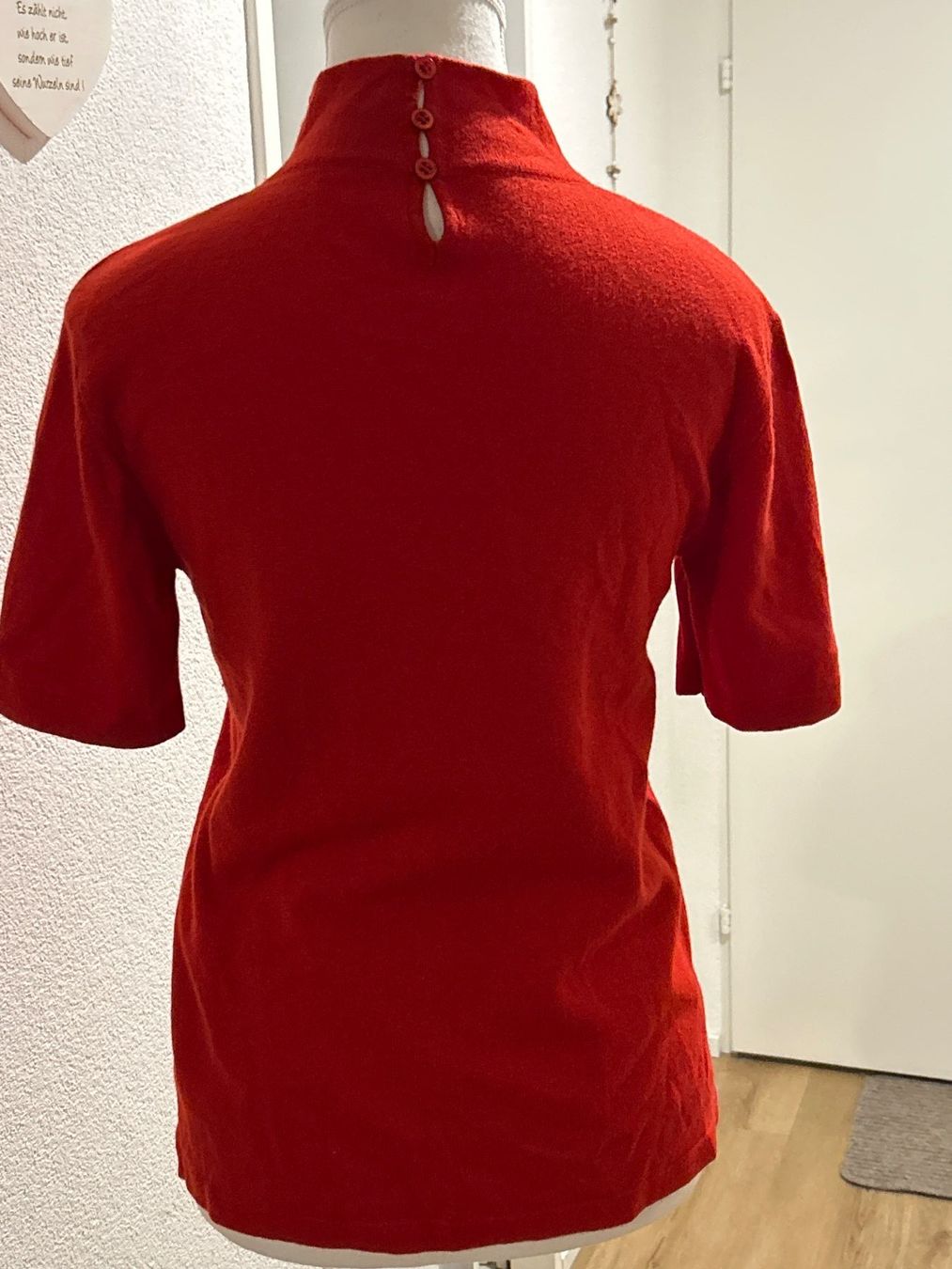 Pulls & Sweat-shirts: Kurzarm Pullover rot Schurwolle/Kaschmir/Seide Gr. 34 – D'occasion à Brunnen par Nala2929 4
