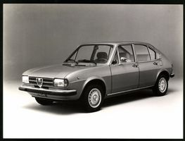 Fotografie Auto Alfa Romeo, Steilheck-Li