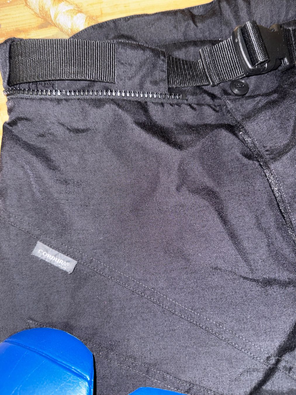 Pantalons: Motorradhose Grösse K2XL mit Innenfutter – D'occasion à Uitikon Waldegg par Pamina0 4