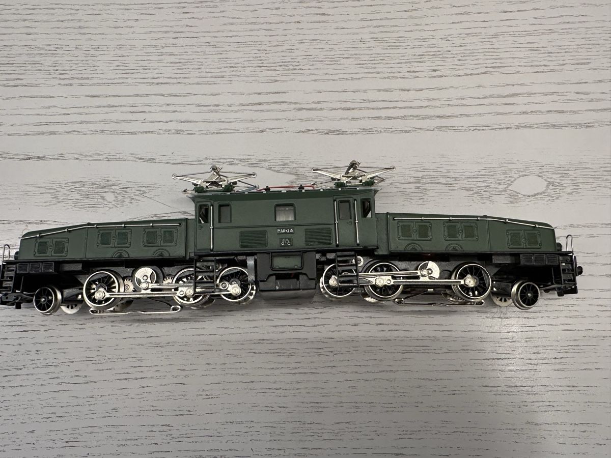 Märklin Modelleisenbahnen: Märklin 3015 SBB Ce 6/8 III – Gebraucht aus Lupsingen von New-Haven 2
