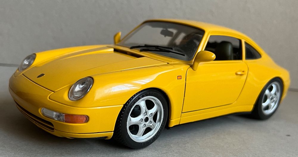 Porsche 911 993 Carrera 1993 Rouge, Burago 1/18 – Miniature Collection