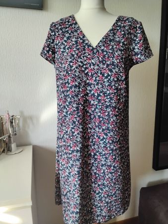 Robe d'été légère et fleurie, taille 36 - Promod