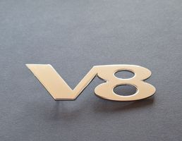 Neues Mercedes V8 Emblem