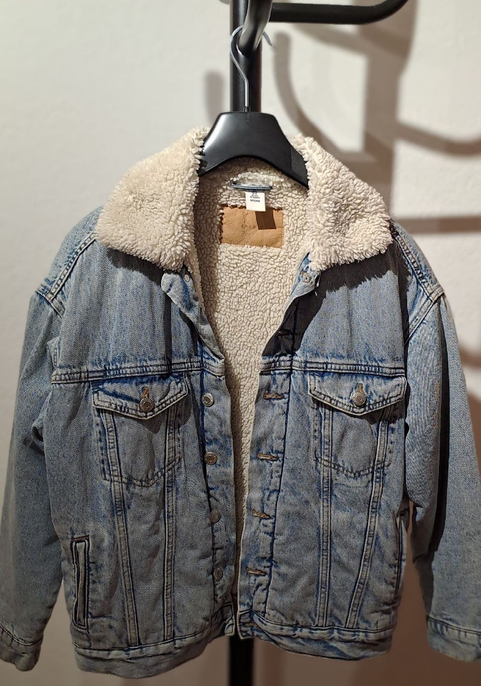 Giacche: Veste en jean doublée chaude – Usato da Valeyres-sous-Montagny venduto da Romy. 1