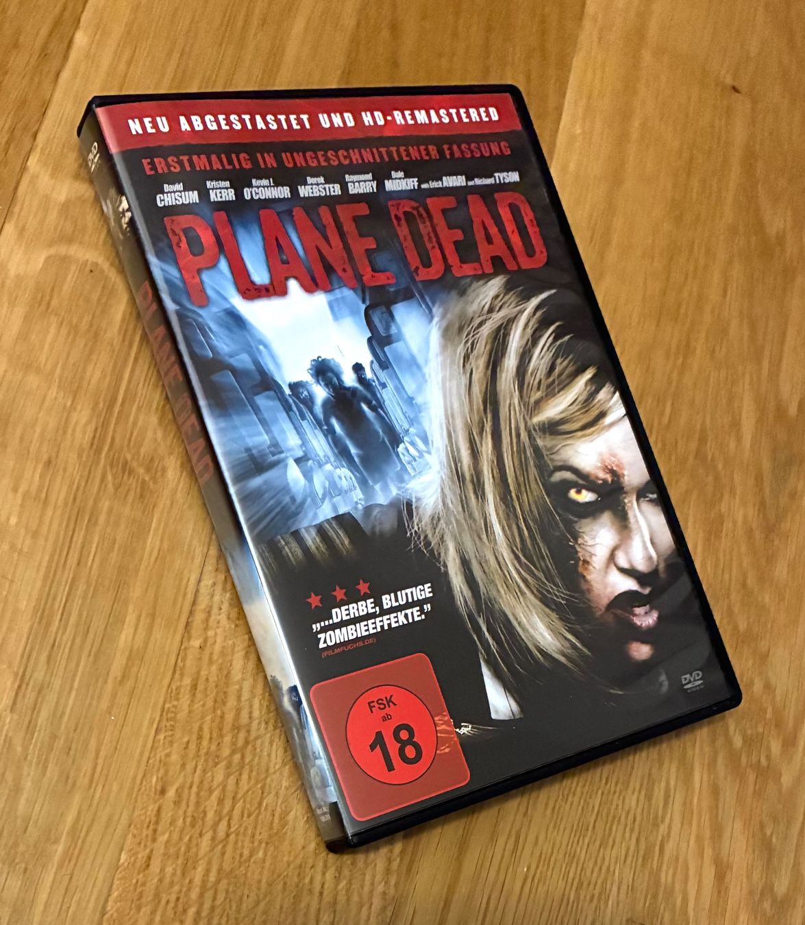 Tutti i DVDs: Plane Dead: Zombies on a Plane – Usato da Bern venduto da RageMM87 4