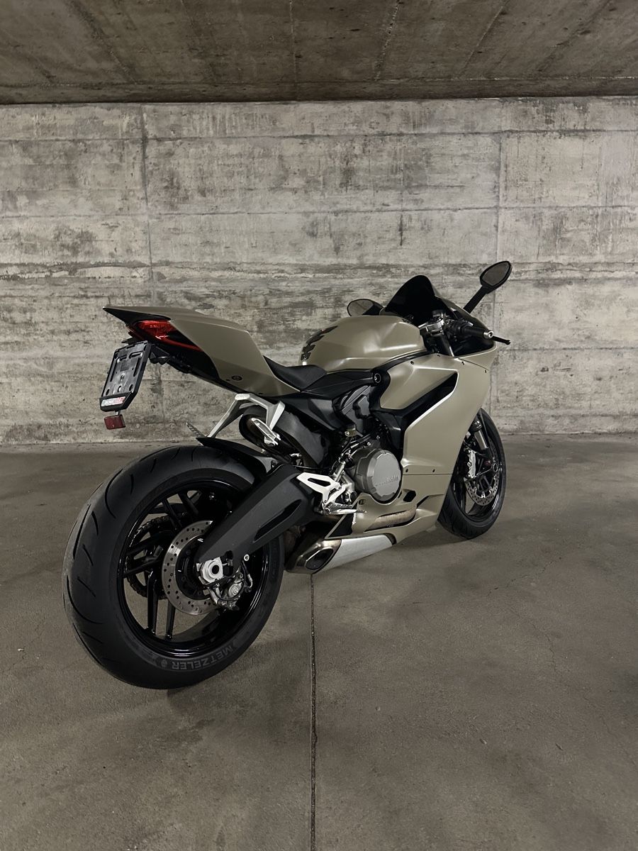 Ducati Strada: Ducati Panigale 899 – Usato da Zuchwil venduto da dor_m2xk 2
