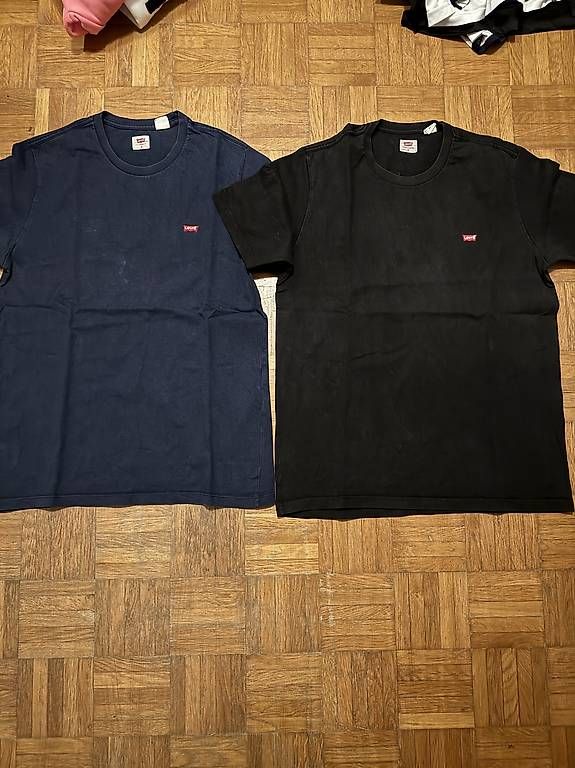 T-shirt: deux T-shirt Levis  – Usato da Morges venduto da bir_9rsr