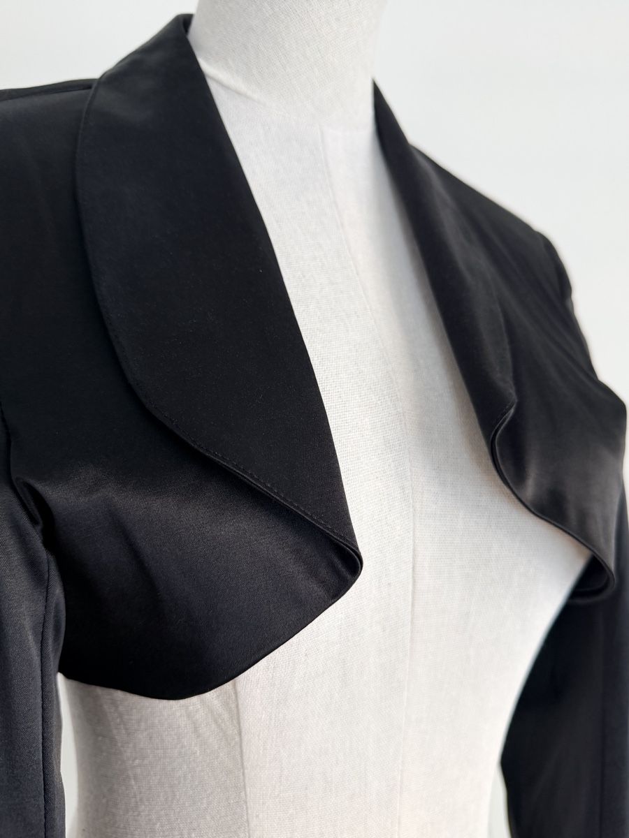 Bolero: Bolero schwarz Gr. M – Usato da Rothenburg venduto da rana7666 1