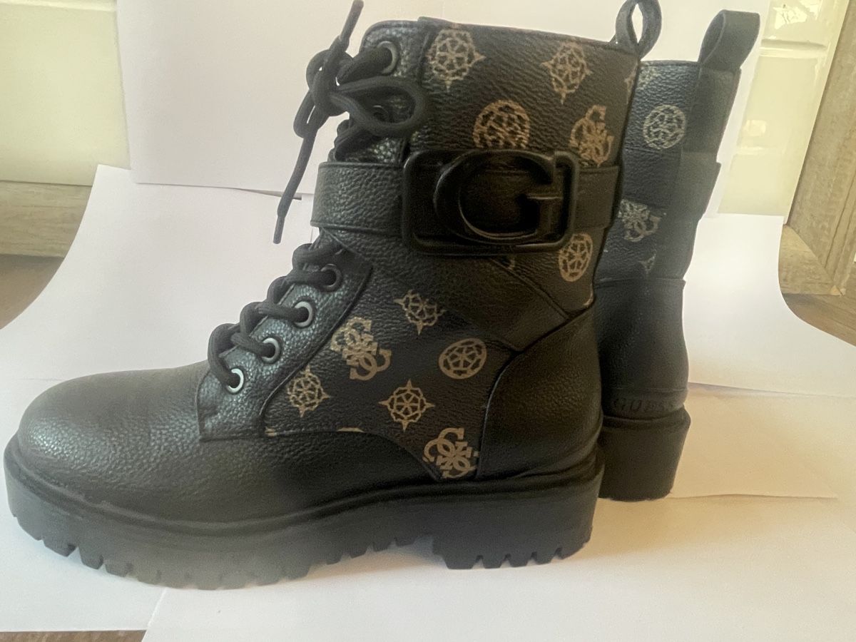 Guess Scarpe da donna: Guess orana Stiefelette – Nuovo (secondo la descrizione) da Raron venduto da tat_g2jt