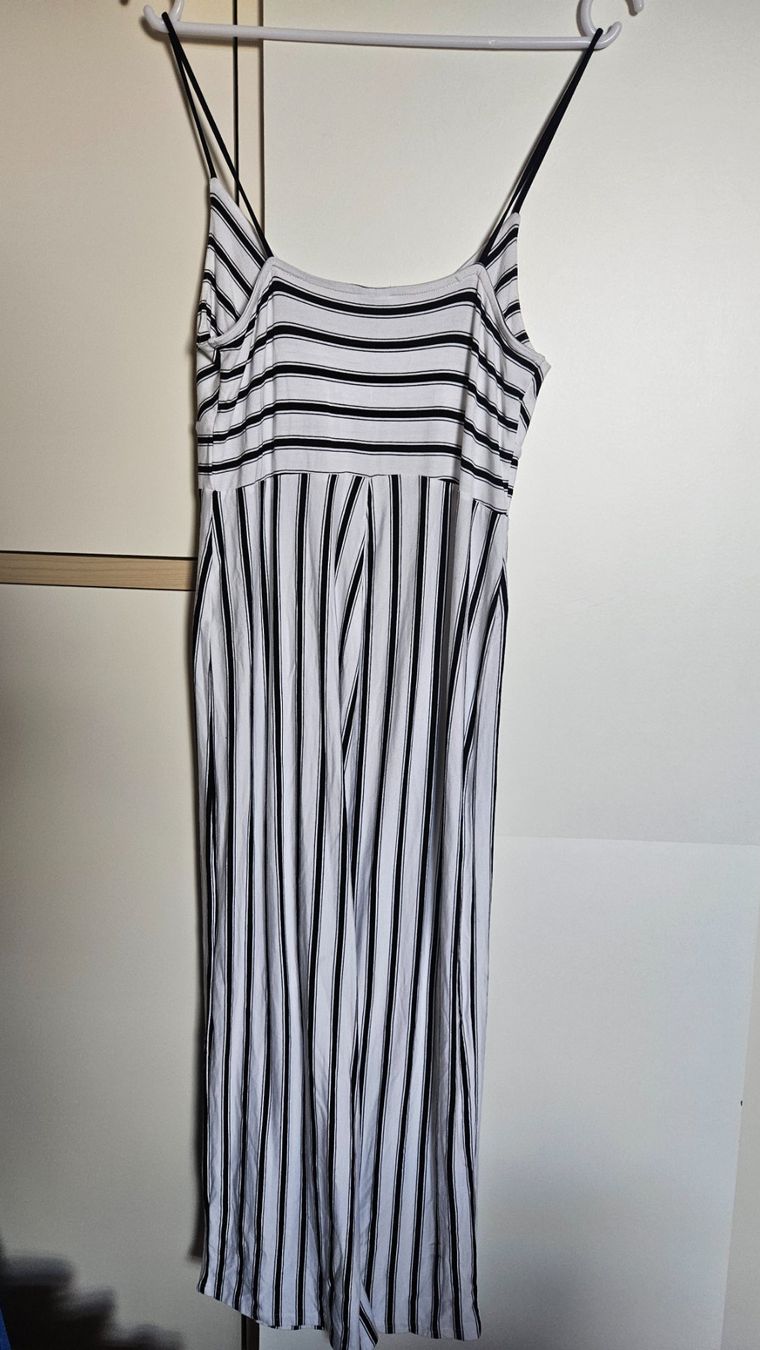 Jumpsuits: Hosenkleid – Gebraucht aus Münchenbuchsee von Yothu 1