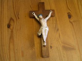 Antikes Holzkreuz mit Porzellan Jesus 19cm – Bastler/Defekt
