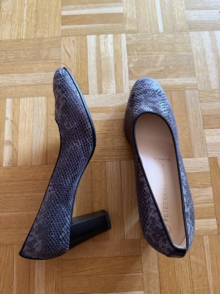Kaiser Chaussures femmes: Peter Kaiser Echtleder Pumps Serpentinenmuster Gr. 39 – Neuf (Voir description) à St. Gallen par mania03 2