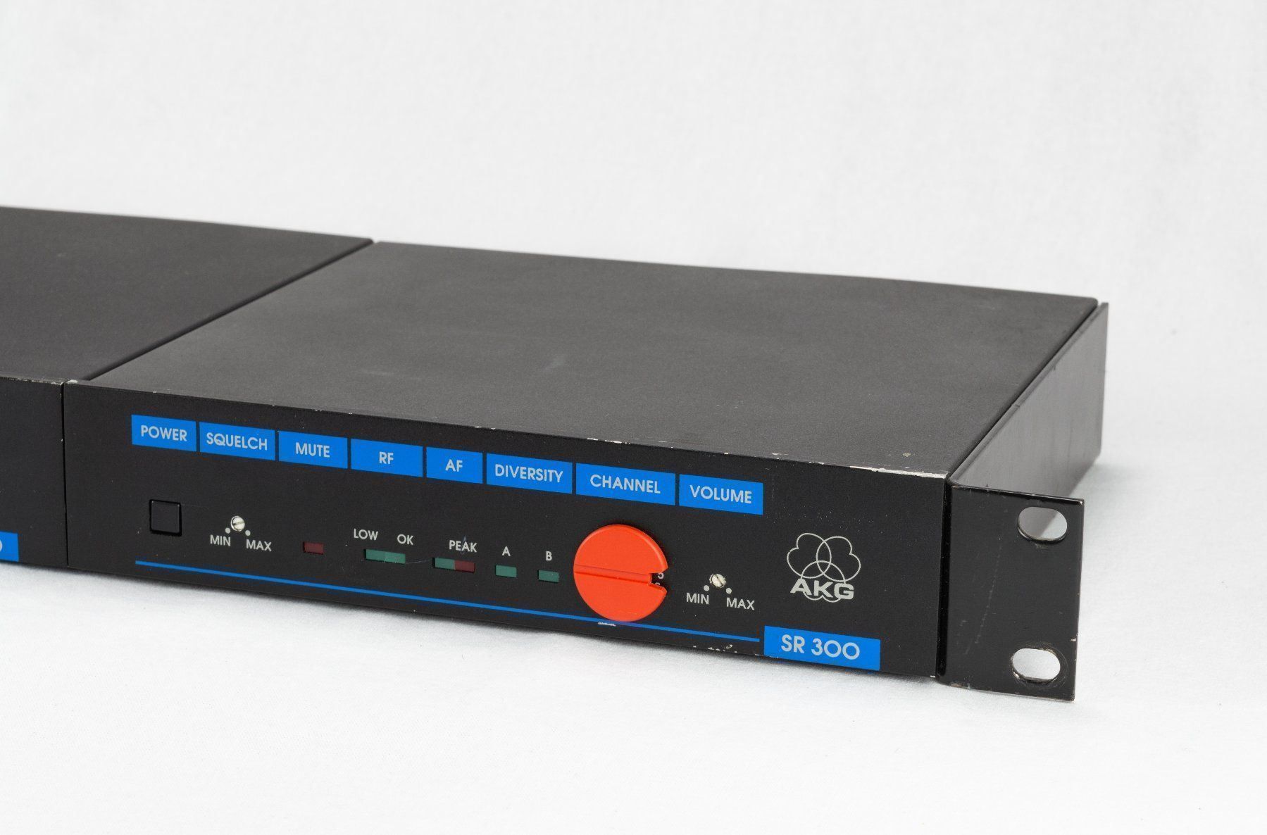 Akg Ricevitori: AKG SR 300 Wireless Receiver – Usato da Zürich venduto da tonogen 2