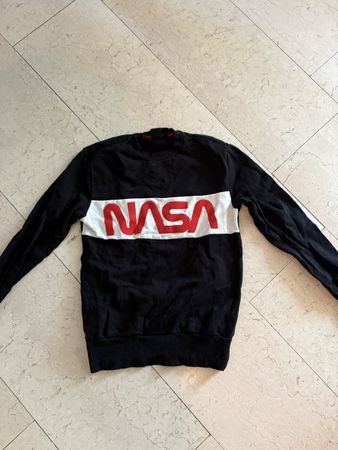NASA Pullover schwarz mit Logo Aufdruck Grösse S gebraucht