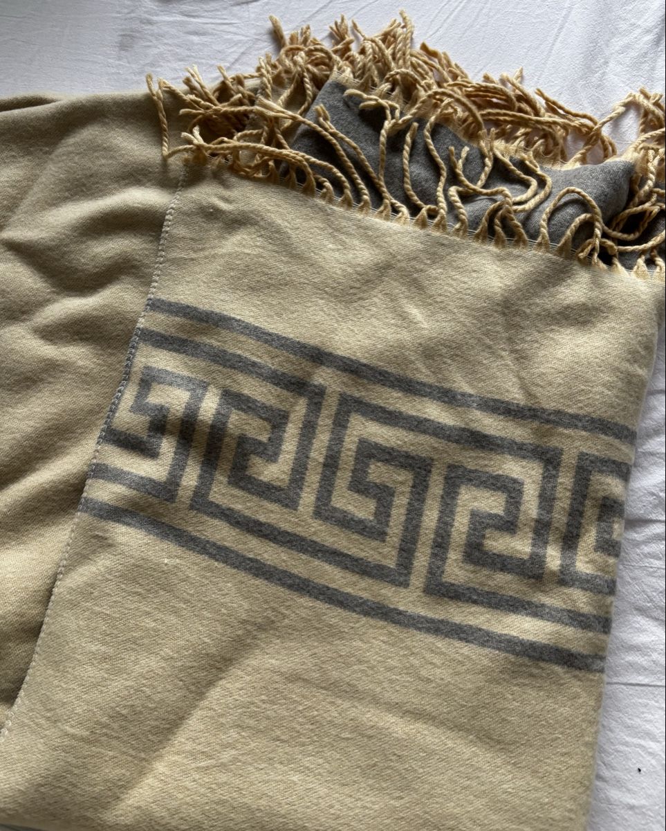 Foulard & Sciarpe: Schaal aus Alpakafell – Nuovo e nell'imballaggio originale da Basel venduto da Vaniiiy 2