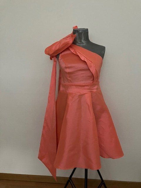 Kleider: Robe asymétrique corail taille M  AOMEI – Gebraucht aus Marin-Epagnier von rchouchouu