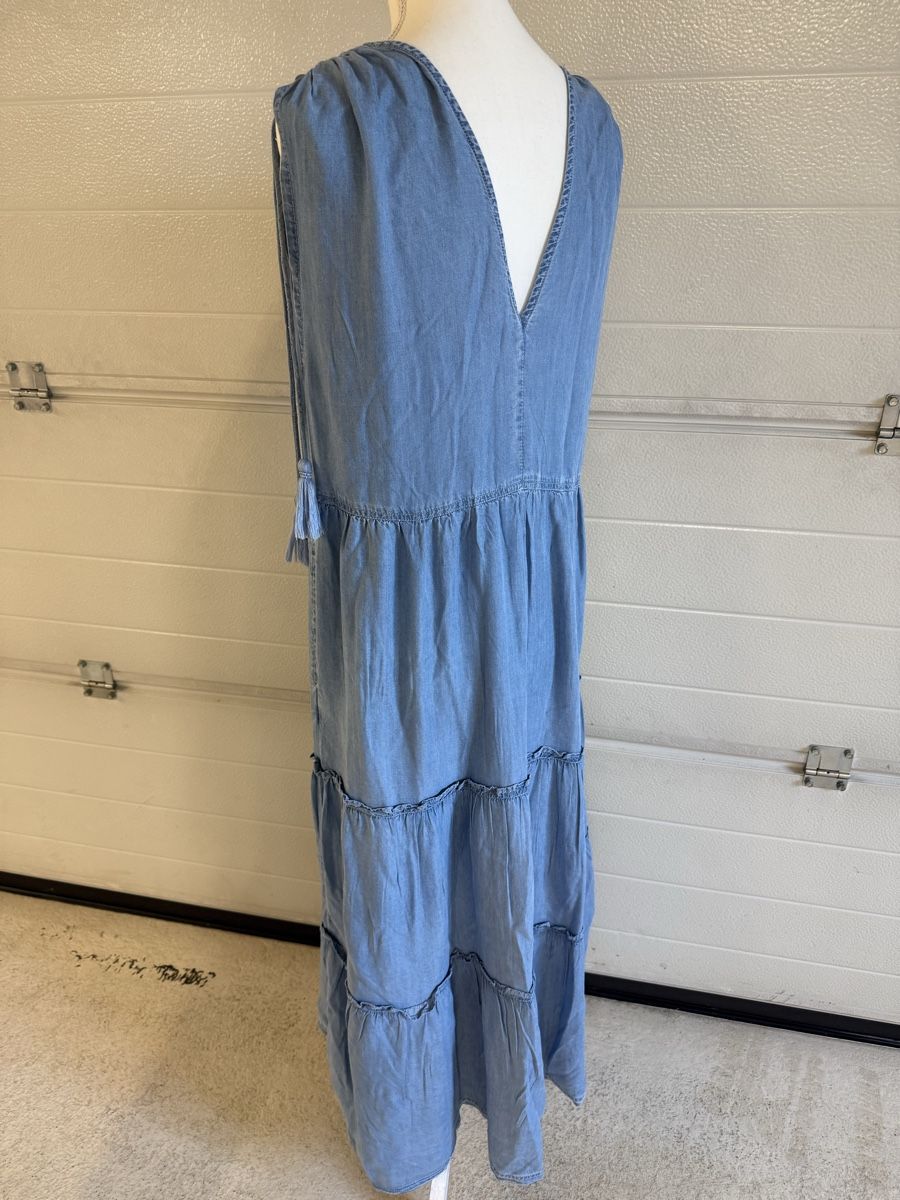 Vestiti: Kleid pepe – Usato da visp venduto da Kmemo1