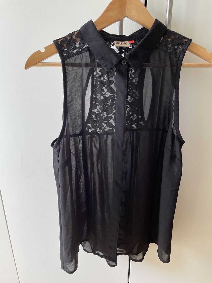 Only Blusen: Chemisier sans manche Only 38 – Gebraucht aus Montagny-la-Ville von Sissi-Sissi